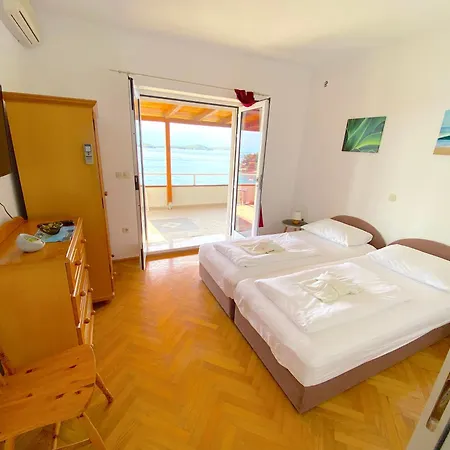 Marcelina Hvar 흐바르